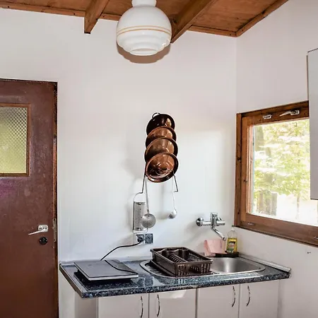 1 Bedroom Pet Friendly In *
