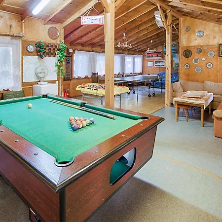 1 Bedroom Pet Friendly In