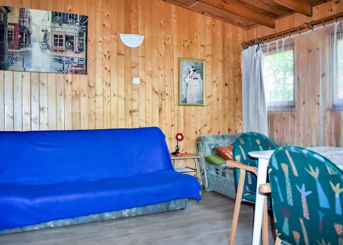 1 Bedroom Stunning In بيت للعطل Sulęczyno